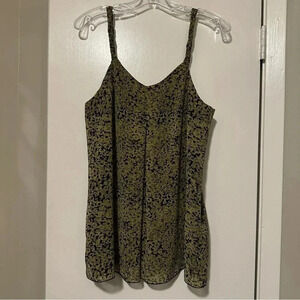 NWT Mac & Jac olive spaghetti strap tank top size M